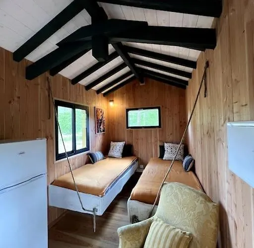 Camping La Kahute - Tiny House Au Coeur De La Foret *